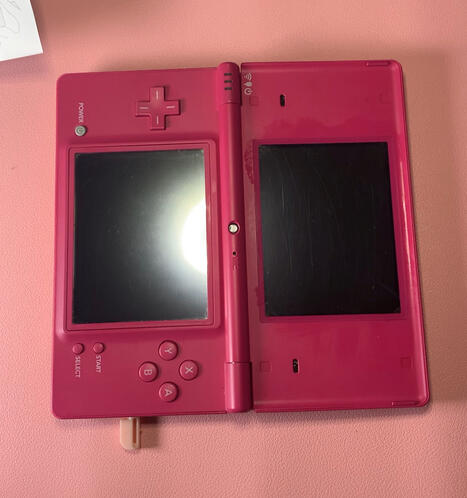 Nintendo DSi